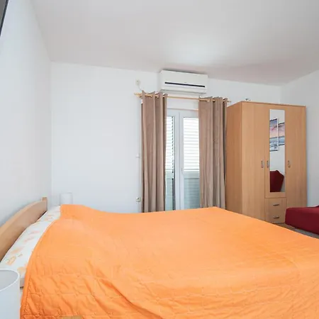By The Sea Tkon, Pasman - 17360 Апартаменты Ткон