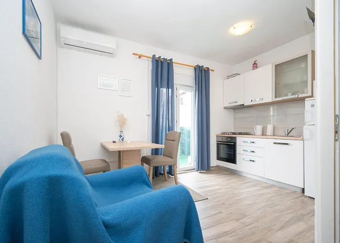 By The Sea Tkon, Pasman - 17360 Apartamento *
